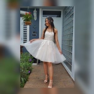 Meet your Posher, Krixia